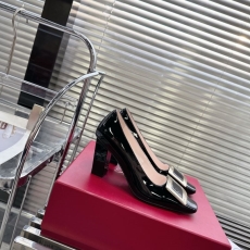 Roger Vivier Shoes